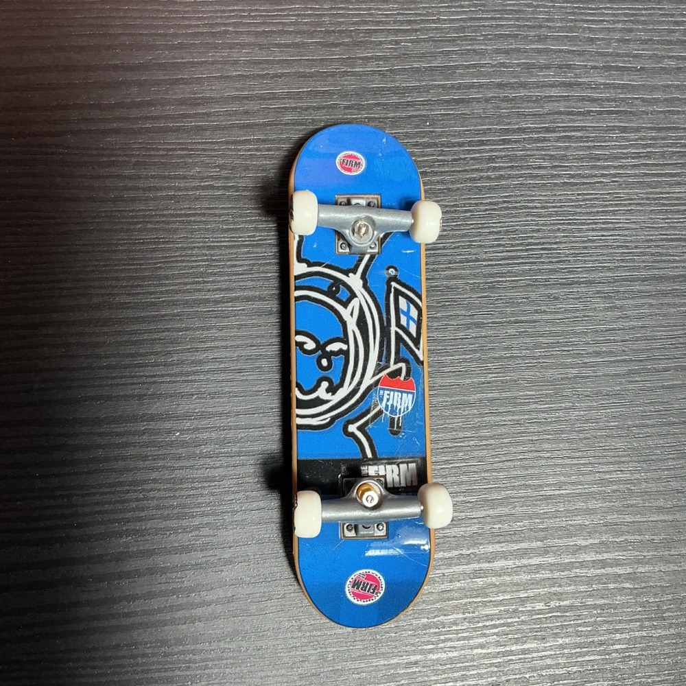 Tech Deck Fingerboard Unisex 96mm VTG Y2K The Firm Skateboards Blue Graphic Toy